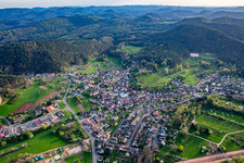 Quartier Gossersweiler in Gossersweiler-Stein dans le département Rhénanie-Palatinat, Allemagne vue du ciel