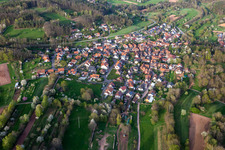 Vue aérienne de Du sud-ouest à Völkersweiler dans le département Rhénanie-Palatinat, Allemagne