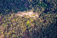 Vue aérienne de Haselstein à Oberschlettenbach dans le département Rhénanie-Palatinat, Allemagne