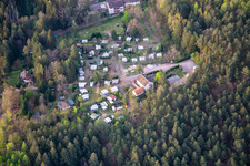 Vue aérienne de Camping et Naturfreundehaus Bethof à le quartier Lauterschwan in Vorderweidenthal dans le département Rhénanie-Palatinat, Allemagne