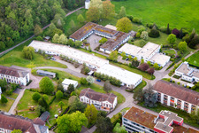 Vue aérienne de Centre de formation de l'hôpital Palatinat en psychiatrie et neurologie "Landeck à Klingenmünster dans le département Rhénanie-Palatinat, Allemagne