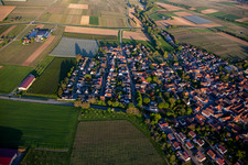 Vue aérienne de Landeckring à Impflingen dans le département Rhénanie-Palatinat, Allemagne