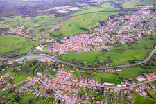 Vue aérienne de Confluence de l'Albe et de la Sarre à Sarralbe dans le département Moselle, France