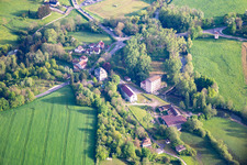 Vue aérienne de Vieux Moulin sur la Sarre à Diedendorf dans le département Bas Rhin, France