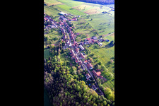 Vue aérienne de Ratzwiller dans le département Bas Rhin, France