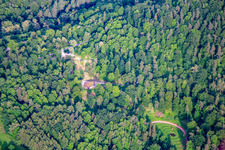 Photographie aérienne de Site funéraire naturel de Trifelsruhe à Wernersberg dans le département Rhénanie-Palatinat, Allemagne