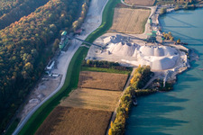 Vue aérienne de Étang de carrière à Hagenbach dans le département Rhénanie-Palatinat, Allemagne