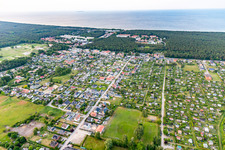 Vue aérienne de Hafenstr à Karlshagen dans le département Mecklembourg-Poméranie occidentale, Allemagne