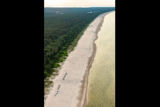 Vue aérienne de Plage pour chiens Trassenheide à Trassenheide dans le département Mecklembourg-Poméranie occidentale, Allemagne
