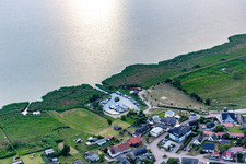 Vue oblique de Port de plaisance Loddin vers l'Achterwasser à Loddin dans le département Mecklembourg-Poméranie occidentale, Allemagne