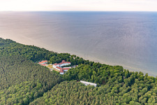 Vue aérienne de Centre de réadaptation Ückeritz, Clinique Ostseeblick - Assurance pension fédérale allemande à Ückeritz dans le département Mecklembourg-Poméranie occidentale, Allemagne
