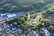 Vue aérienne de Tour d'observation de l'Ostseetherme à le quartier Ahlbeck U in Heringsdorf dans le département Mecklembourg-Poméranie occidentale, Allemagne