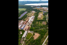 Vue aérienne de Zone industrielle Ostritzer Straße avec Polyvlies-Beyer-Sachsen Management GmbH et Oostdam Metallhandels GmbH à le quartier Hagenwerder in Görlitz dans le département Saxe, Allemagne
