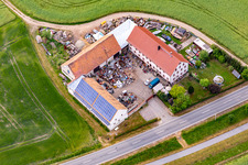Vue aérienne de Steffen Schnei ferraille, éviscération à le quartier Leuba in Ostritz dans le département Saxe, Allemagne