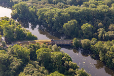 Vue aérienne de Station de pompage Sondernheim sur le Michelsbach à le quartier Sondernheim in Germersheim dans le département Rhénanie-Palatinat, Allemagne