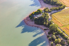 Vue aérienne de Snack-bar Seegugger à Epplesee à le quartier Forchheim in Rheinstetten dans le département Bade-Wurtemberg, Allemagne