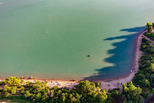 Vue aérienne de Plage pour chiens à Epplesee à le quartier Silberstreifen in Rheinstetten dans le département Bade-Wurtemberg, Allemagne