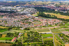 Vue aérienne de Du nord-est à Sennfeld dans le département Bavière, Allemagne