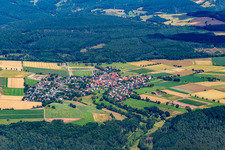 Vue aérienne de De l'ouest à le quartier Wippershain in Schenklengsfeld dans le département Hesse, Allemagne