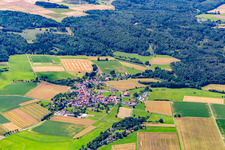Vue aérienne de Du sud-est à le quartier Schadenbach in Homberg dans le département Hesse, Allemagne