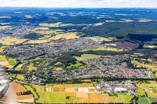 Vue aérienne de De l'est à le quartier Krofdorf-Gleiberg in Wettenberg dans le département Hesse, Allemagne