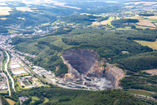 Vue aérienne de Carrière de Nahe-Hunsrück Baustoffe GmbH & Co. KG à Hochstetten-Dhaun dans le département Rhénanie-Palatinat, Allemagne