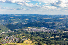 Vue aérienne de Du nord à Idar-Oberstein dans le département Rhénanie-Palatinat, Allemagne