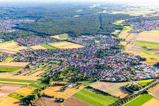 Rheinzabern dans le département Rhénanie-Palatinat, Allemagne depuis l'avion