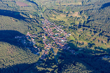 Vue aérienne de Du nord-ouest à Birkenhördt dans le département Rhénanie-Palatinat, Allemagne
