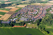 Vue aérienne de Au Rheinberg à Kuhardt dans le département Rhénanie-Palatinat, Allemagne