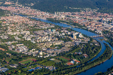 Vue aérienne de Neuenheimer Feld à le quartier Neuenheim in Heidelberg dans le département Bade-Wurtemberg, Allemagne