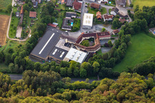 Vue aérienne de Jakob Maul GmbH à le quartier Zell in Bad König dans le département Hesse, Allemagne