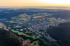 Vue aérienne de Du sud-ouest à Bad König dans le département Hesse, Allemagne