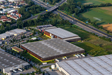 Vue aérienne de Centre de distribution Alnatura à Lorsch dans le département Hesse, Allemagne