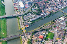 Vue aérienne de Résidence étudiante Am Verbindungskanal à Jungbusch à le quartier Innenstadt in Mannheim dans le département Bade-Wurtemberg, Allemagne