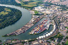 Vue aérienne de Mundenheimer Altrheinhafen et Kaiserwörthafen sur le Rhin à le quartier Mundenheim in Ludwigshafen am Rhein dans le département Rhénanie-Palatinat, Allemagne