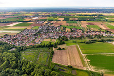 Vue aérienne de Du nord à Freisbach dans le département Rhénanie-Palatinat, Allemagne
