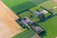 Vue aérienne de Rosenhof et Eichenhof, depuis lors à le quartier Ottersheim in Ottersheim bei Landau dans le département Rhénanie-Palatinat, Allemagne