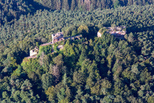 Rune du château de Drachenfels à Busenberg dans le département Rhénanie-Palatinat, Allemagne d'en haut