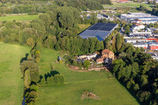 Vue aérienne de Barthelsmühle à le quartier Minderslachen in Kandel dans le département Rhénanie-Palatinat, Allemagne