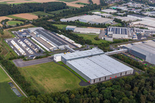 Vue aérienne de Centre logistique Hermes ParcelShop à le quartier Doveren in Hückelhoven dans le département Rhénanie du Nord-Westphalie, Allemagne