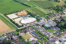 Vue aérienne de Aire de jeux intérieure Fridolino à le quartier Brachelen in Hückelhoven dans le département Rhénanie du Nord-Westphalie, Allemagne