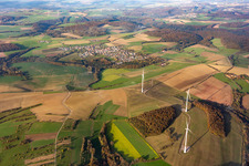 Parc éolien au sud de Bottenbach à Riedelberg dans le département Rhénanie-Palatinat, Allemagne