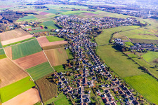 Vue aérienne de Ville vue de l'ouest à le quartier Miesau in Bruchmühlbach-Miesau dans le département Rhénanie-Palatinat, Allemagne