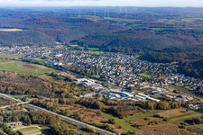 Vue aérienne de Ville du nord-ouest à le quartier Bruchmühlbach in Bruchmühlbach-Miesau dans le département Rhénanie-Palatinat, Allemagne