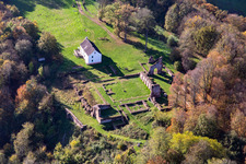 Vue aérienne de Ruines du monastère Wörschweiler à le quartier Wörschweiler in Homburg dans le département Sarre, Allemagne