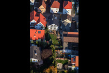 Speiertsgasse à Herxheim bei Landau dans le département Rhénanie-Palatinat, Allemagne vue du ciel