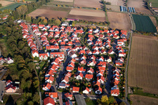 Vue aérienne de Est à le quartier Herxheim in Herxheim bei Landau dans le département Rhénanie-Palatinat, Allemagne