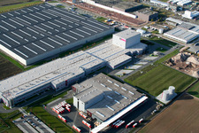 Vue aérienne de Entrepôts et bâtiments d'expédition Prowell GmbH à le quartier Offenbach in Offenbach an der Queich dans le département Rhénanie-Palatinat, Allemagne