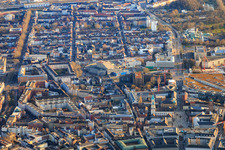 Vue aérienne de Chantier pour la rénovation du Badisches Staatstheater Karlsruhe à le quartier Südstadt in Karlsruhe dans le département Bade-Wurtemberg, Allemagne